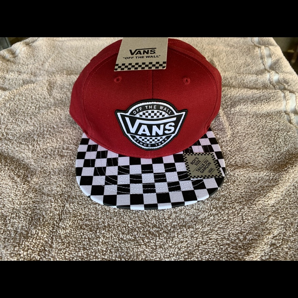 BOYS VANS RED CHECKERED HAT SNAPBACK